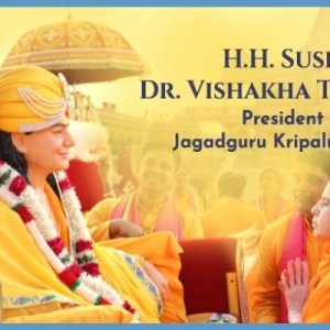 Sushri Dr Vishakha Tripathi Ji